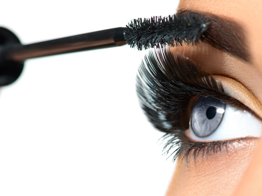 Waterproof mascara, full eyelashes