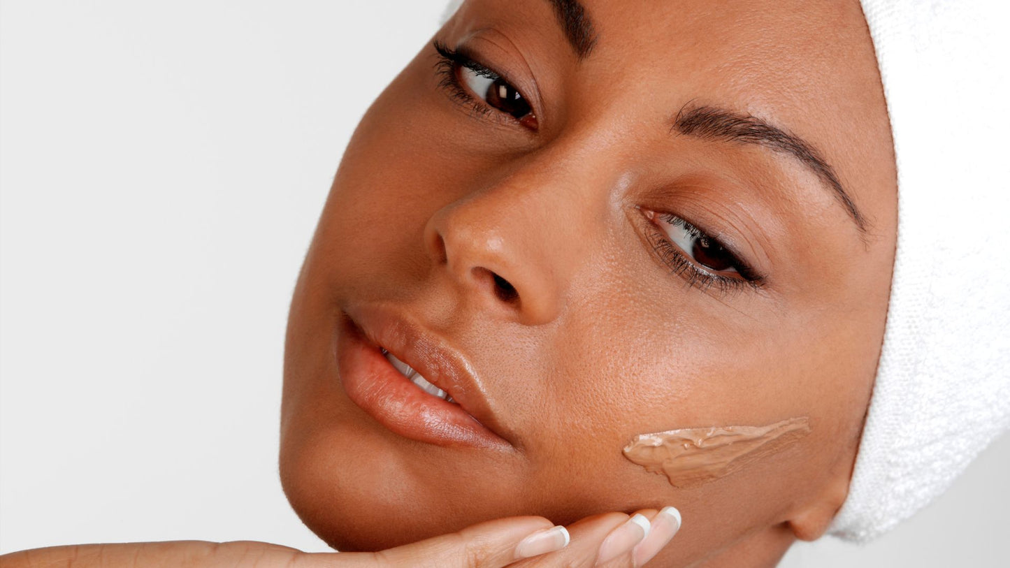 Stella Maris Liquid coverage foundation