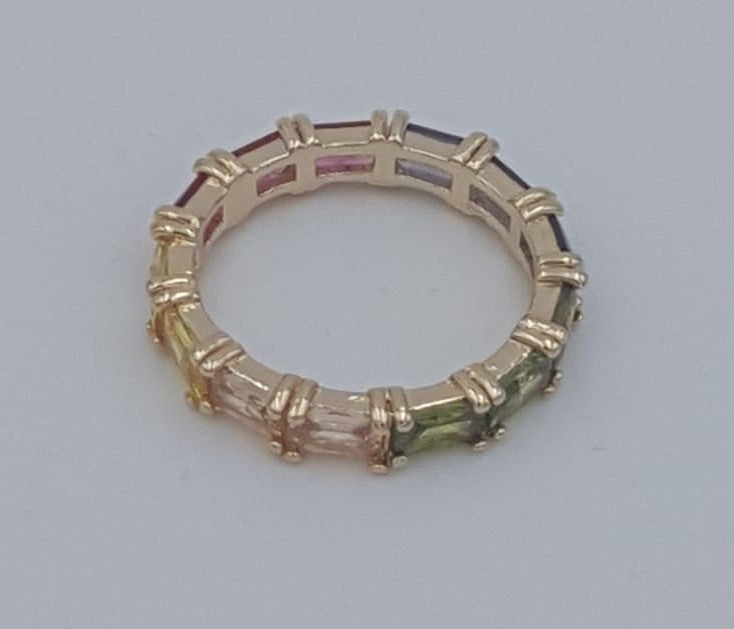 Stylish shiny cubic zirconia ring