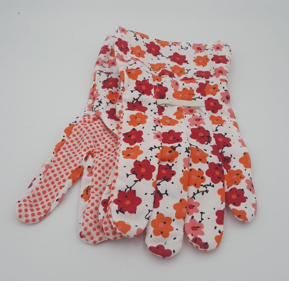 Handcare set ROSE COLLECTION in a gift box.