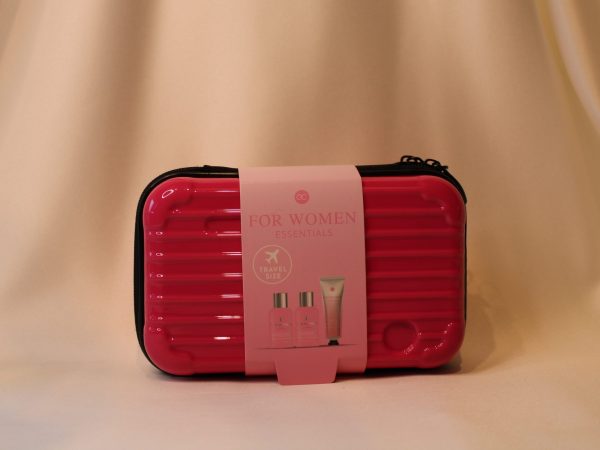 Travel Set Essential In A Pink Colour Box (4PCS)