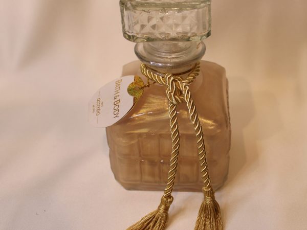Luxurious Shower Gel In A Large Glass Bottle Whit A Stunning Cord