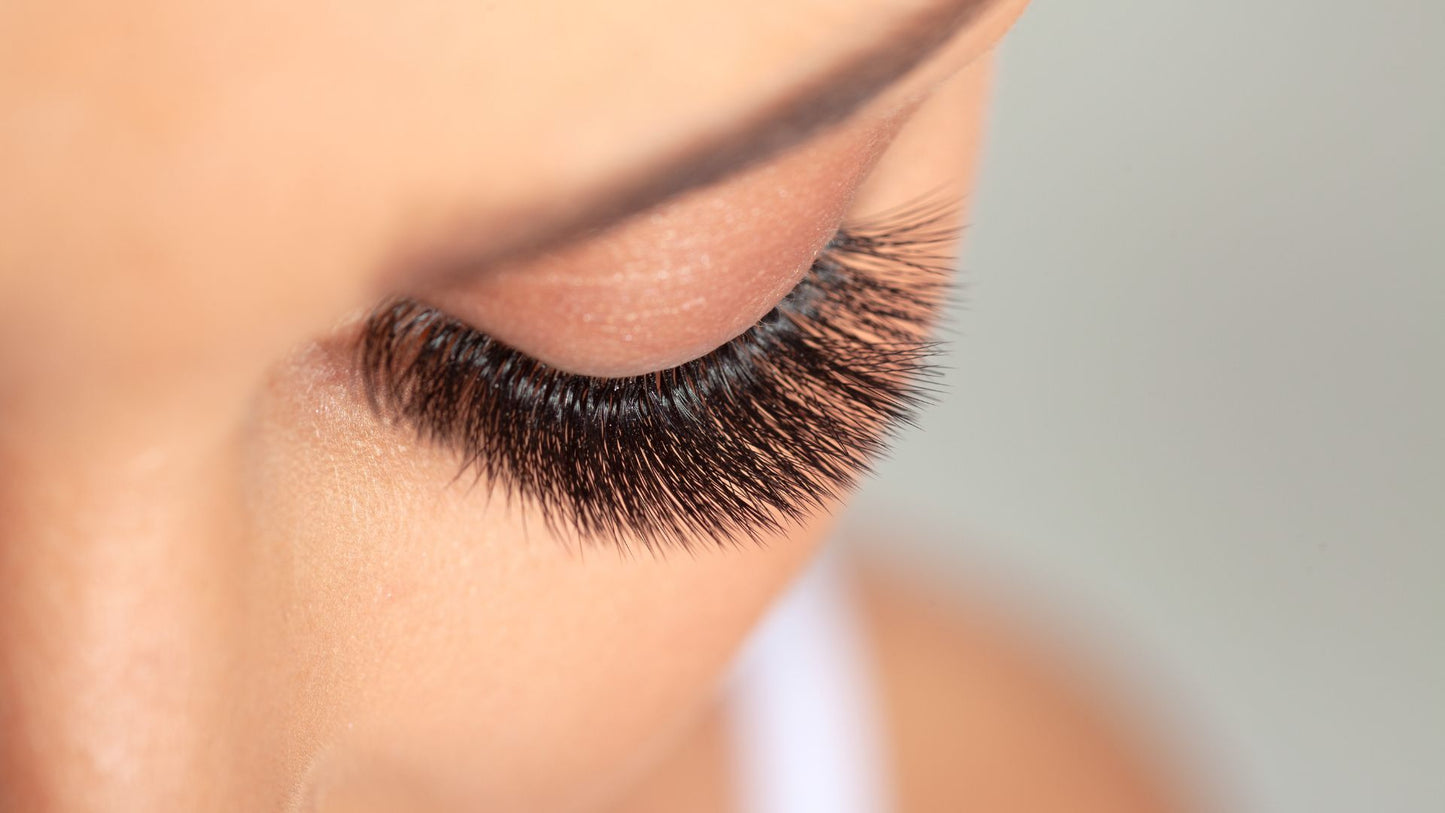 3D Mink Lashes for a more intense look