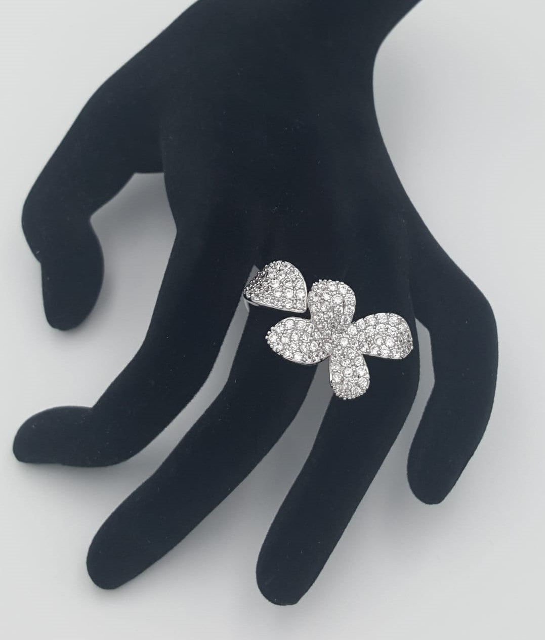 Luxury cocktail flower full zirconia stones ring