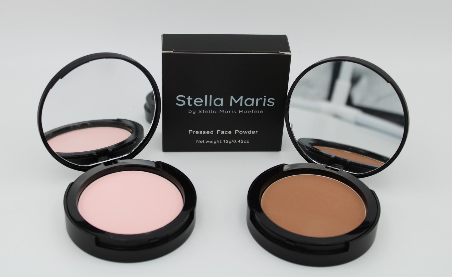 Stella Maris Perfect smoothing compact foundations 